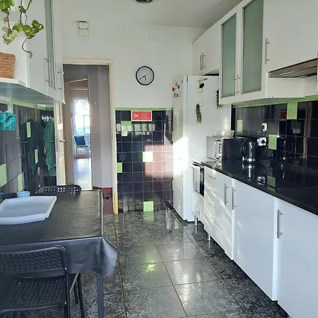 Beach Life Caparica Guest house