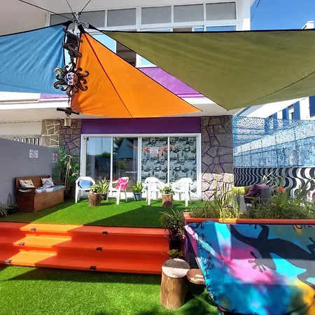 Beach Life Caparica * קוסטה דה קפאריקה