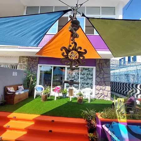 Beach Life Caparica Guest house *