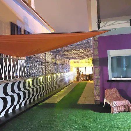 Guest house Beach Life Caparica